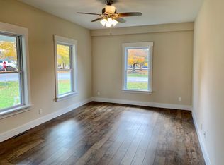 207 S Harrison St, Philo, IL 61864