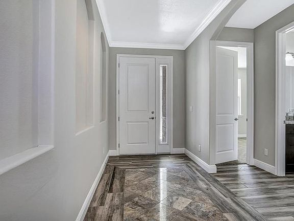 4th image of 3507 W Paxton Ave