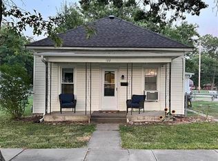 122 S Butler St, Erie, KS 66733