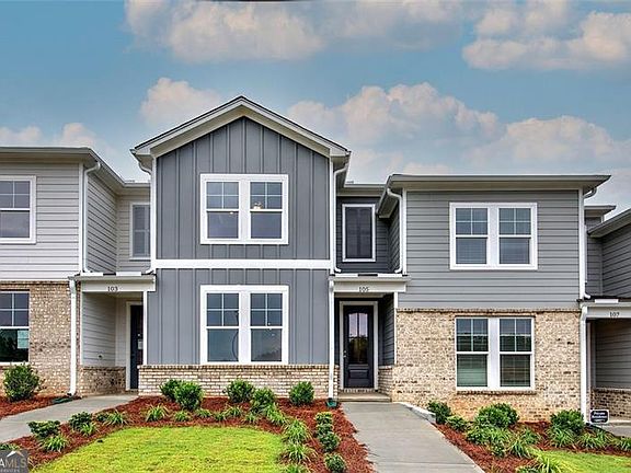 2nd image of 105 Park Cres