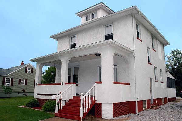 Exterior Main
