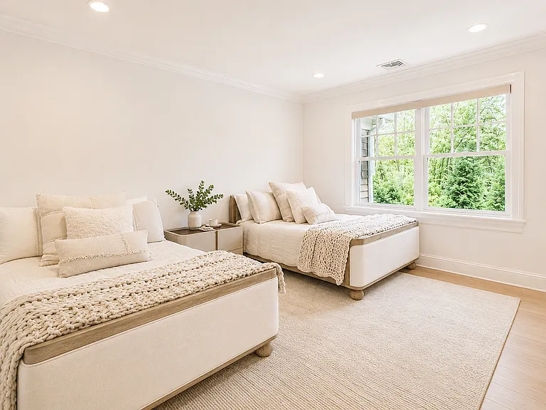 13 Dering Ln — Photo 18