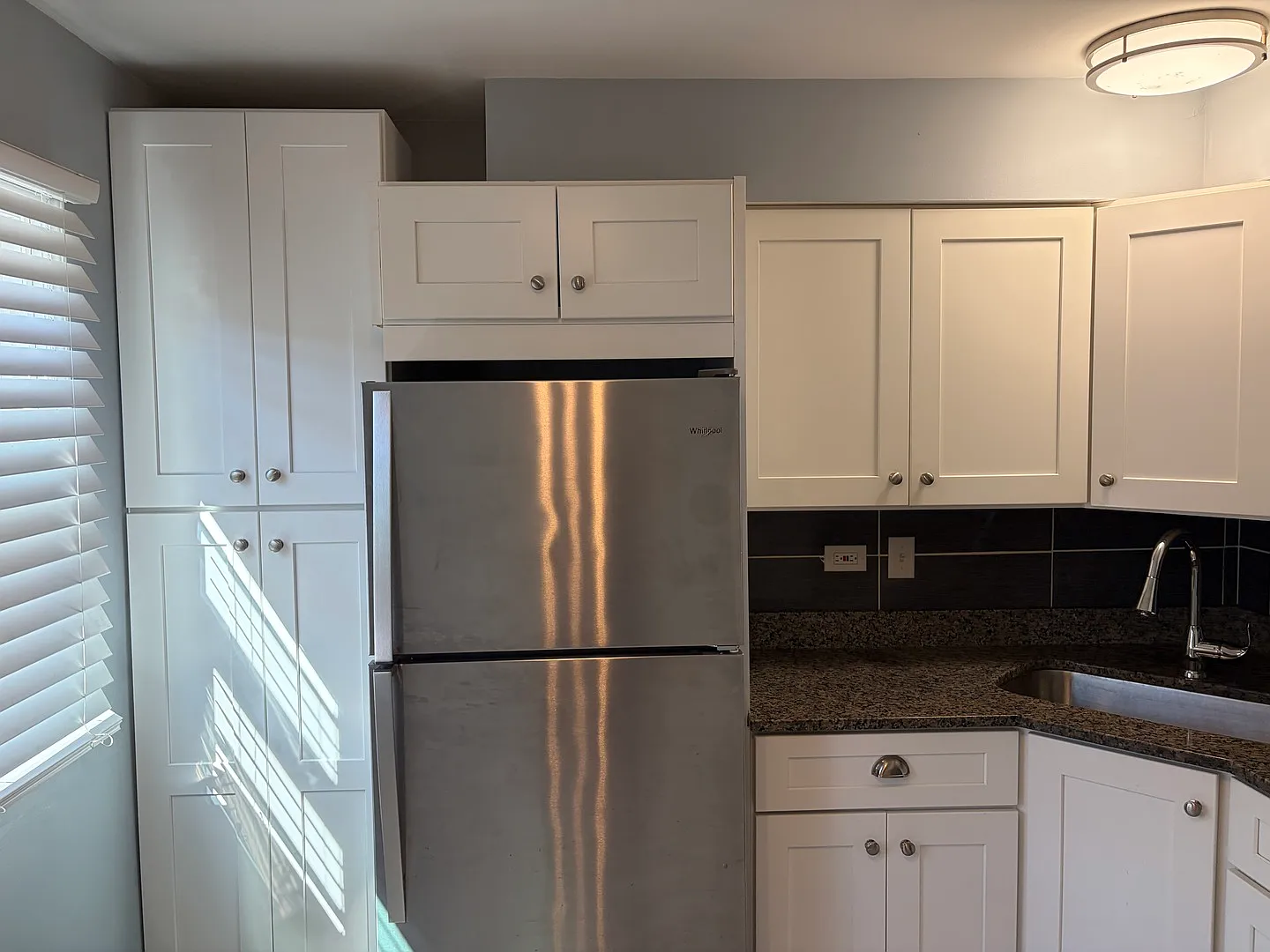 119 Cliff St — Photo 2