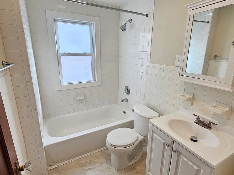 175 Hamilton Dr #1 — Photo 22