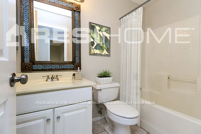 2162 W Osage Ave — Photo 11