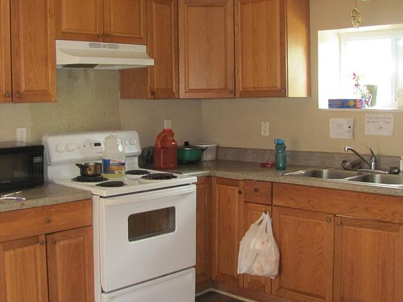 5th image of 2312 Maltby Ave