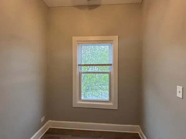 3 bed, 1.0 bath, $1,495