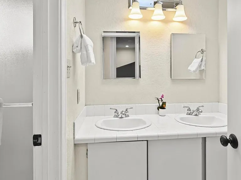 3623 Mahogany Ct — Photo 16