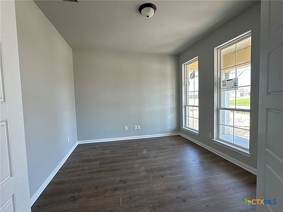2nd image of 941 James Parker Cir