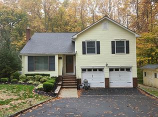 7 Martha Dr, Morristown, NJ 07960