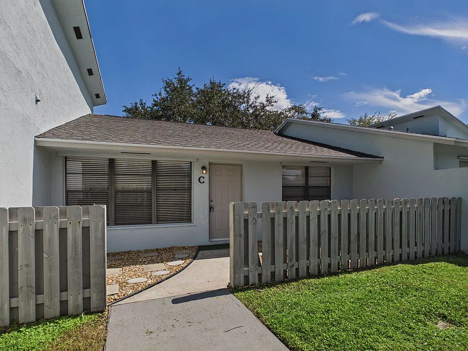431 Jupiter Lakes Blvd #2106C