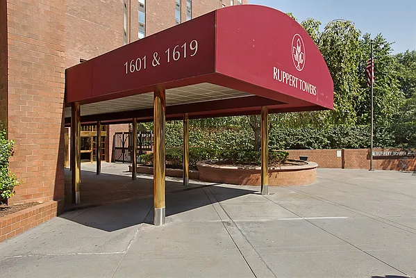 Sold by Corcoran | media 17