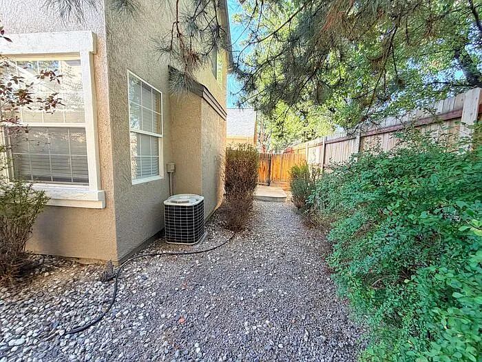 5704 Golden Eagle Dr — Photo 17