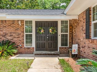 135 Poquito Rd, Shalimar, FL 32579