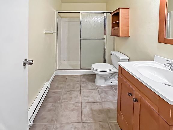 5th image of 5844 NE 75th St Unit A105