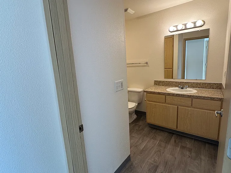 Wildflower Apartments — Photo 16