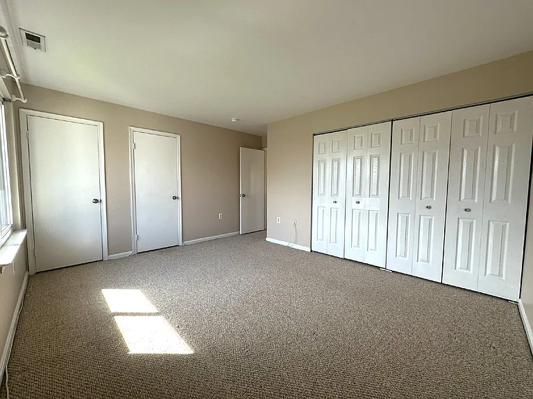 1111 Castle Harbour Way #3C — Photo 11