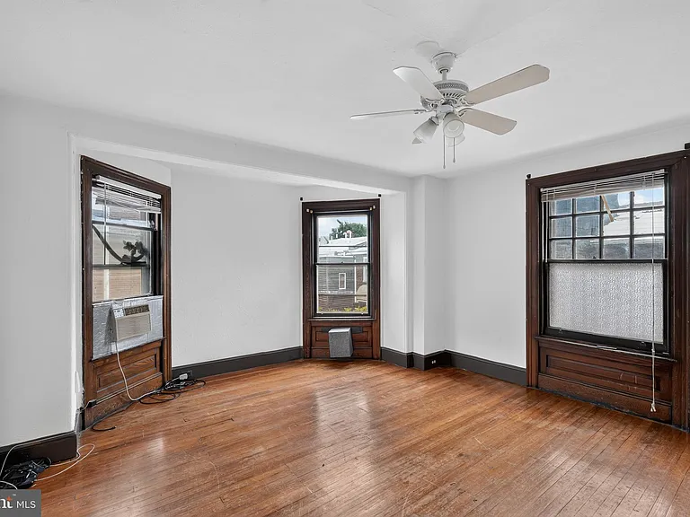 1816 Pine St #3R — Photo 12
