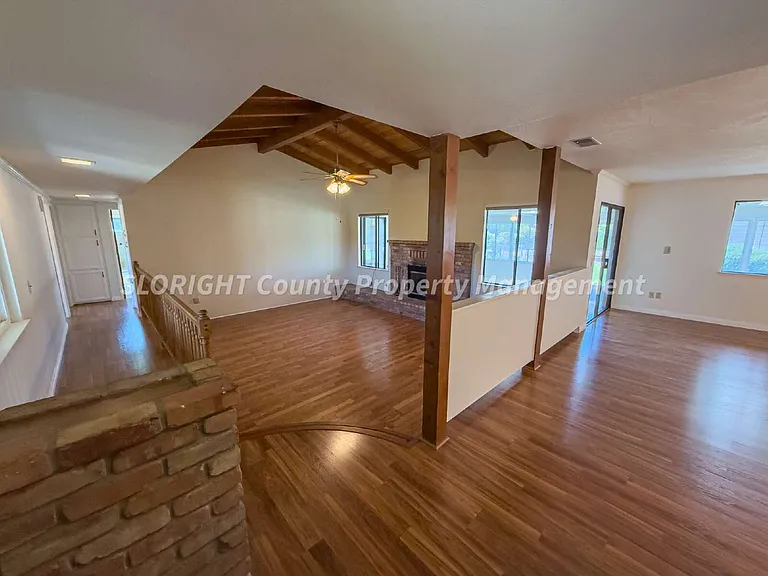 204 Ruby Ln — Photo 5