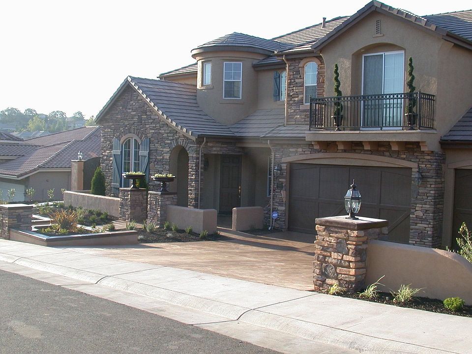 2nd image of 4504 Floradale Ct