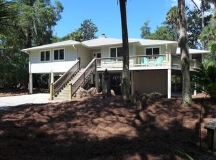 31 Whalers Ct, Edisto Island, SC 29438
