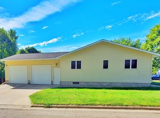 401 S Lincoln St, Lake Mills, IA 50450