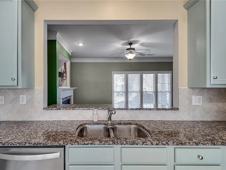 1387 Village Creek Cir — Photo 15