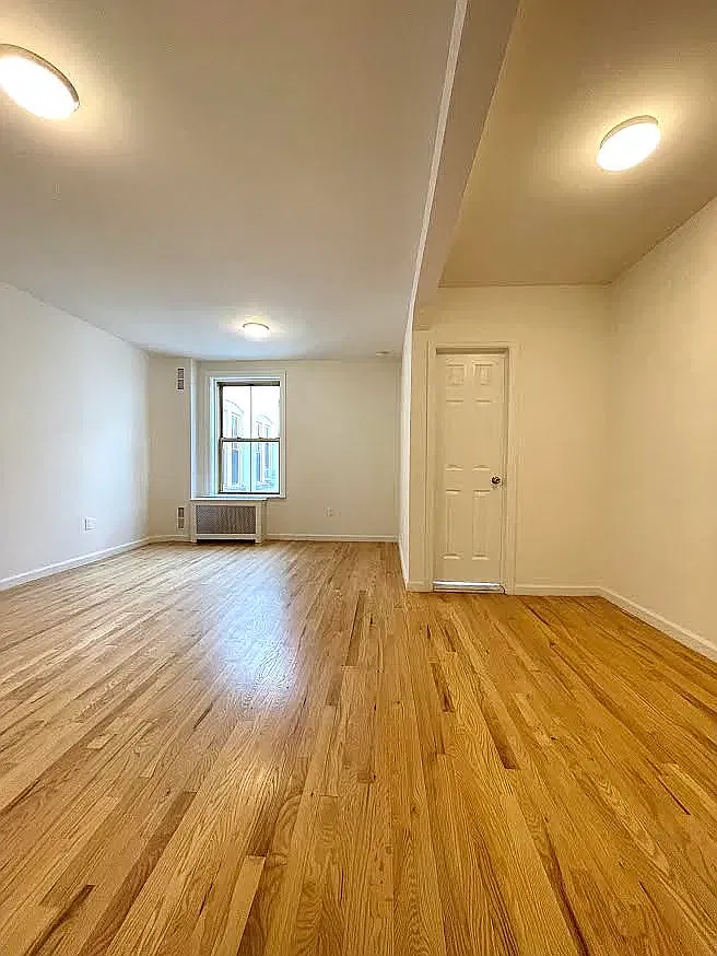 409 East 64th Street — Photo 1