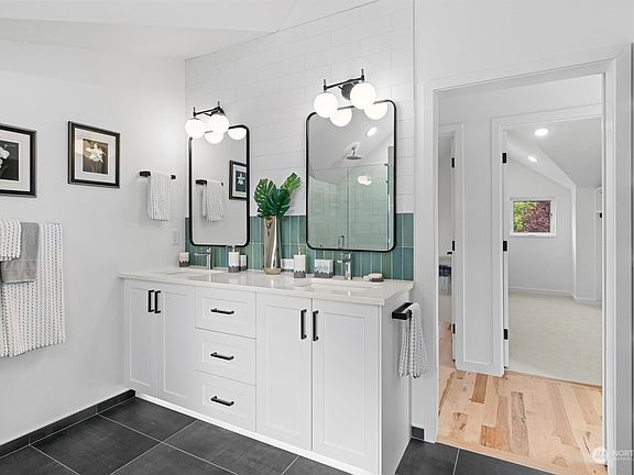 5th image of 8514 1st Avenue NE