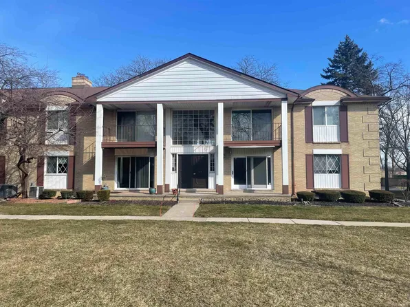 29201 Hayes Rd #42, Warren, MI 48088