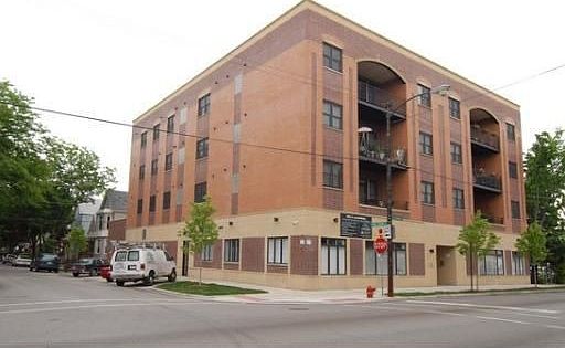 1st image of 3025 N California Ave #2NW