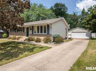 3401 34th Ave, Moline, IL 61265