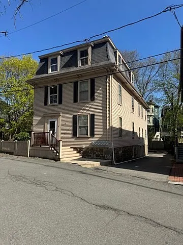 15 Harris St #2
