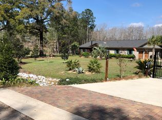975 Blue Pond Ln, Ponce De Leon, FL 32455