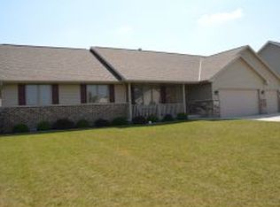3195 Barkwood Cir, De Pere, WI 54115