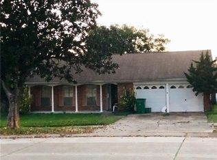 384 Bellemeade Blvd, Gretna, LA 70056