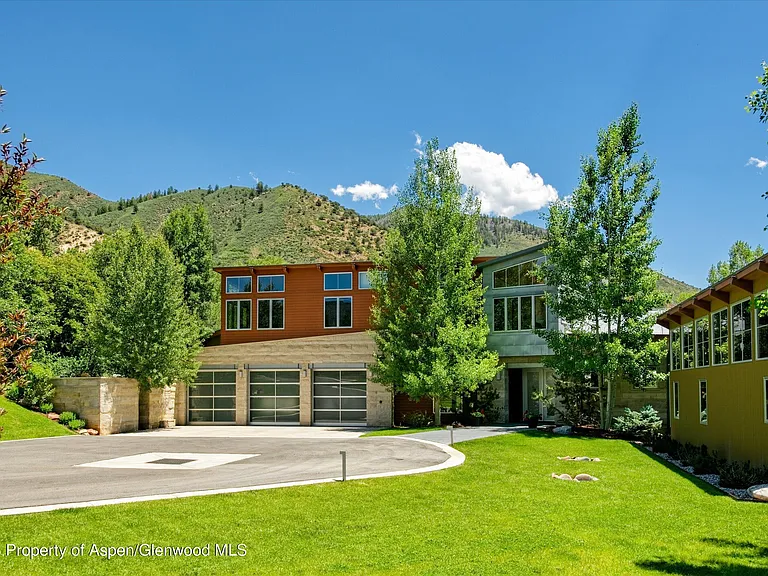 2556 Lower River Rd — Photo 41