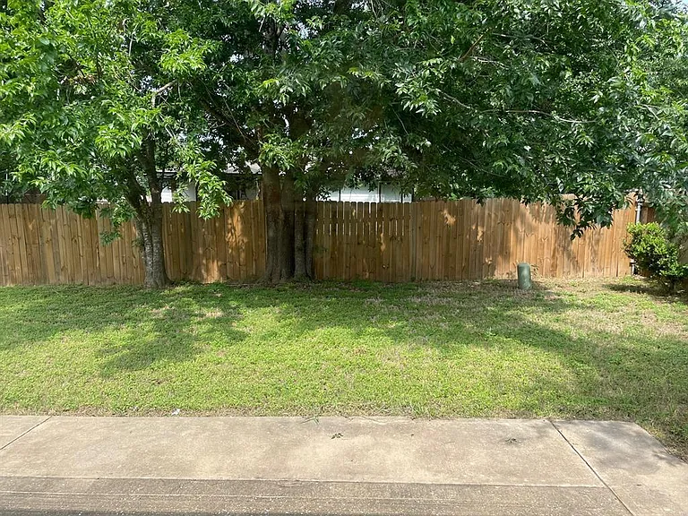 223 Nicole Way — Photo 18