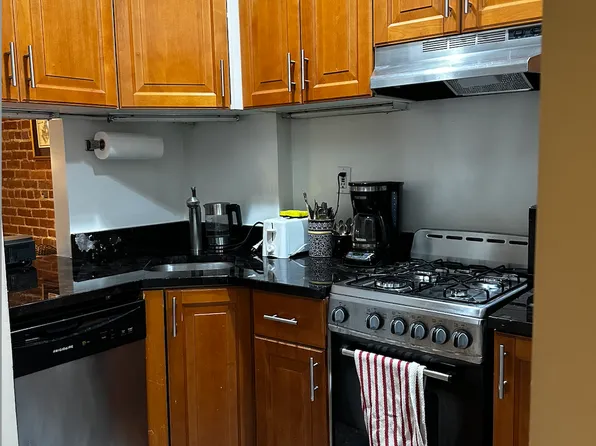 538 East 89th Street image 3 of 4