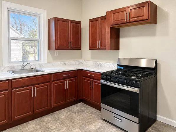 118 N 17th St, East Orange, NJ
