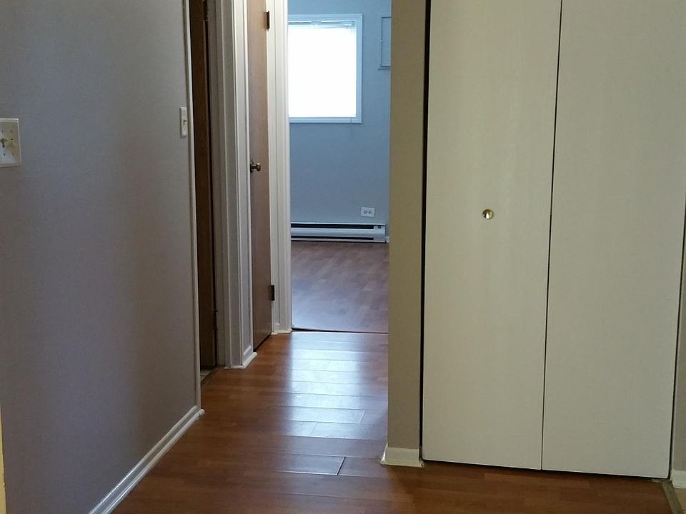 1st image of 1150 Cedar St APT 1A