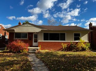 22020 Avon Ave, Oak Park, MI 48237