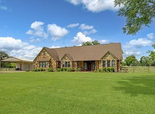 1149 Bar X Trl, Angleton, TX 77515