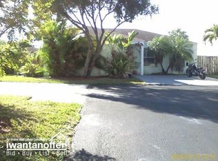 9834 SW 221st St, Cutler Bay, FL 33190