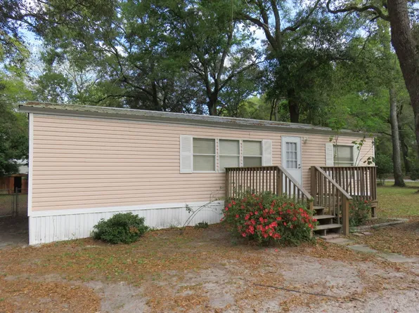 8431 NW 165th Ln, Fanning Springs, FL 32693