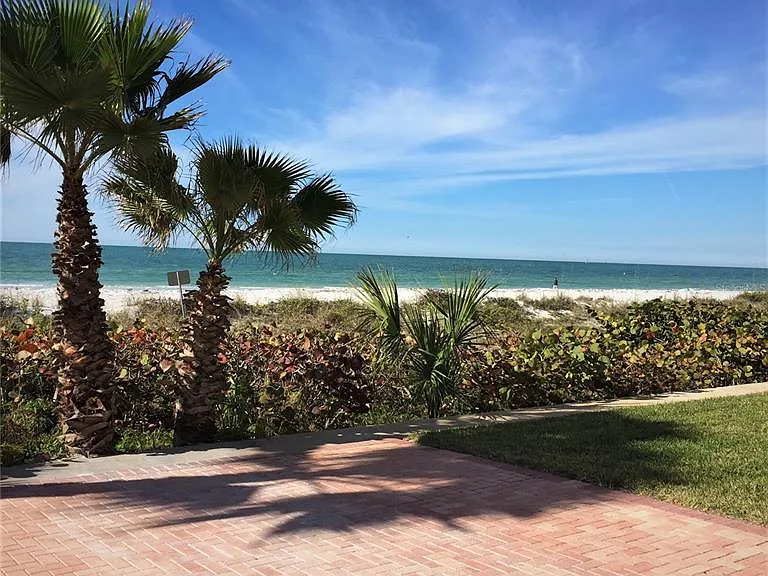 2900 Gulf Blvd #204 — Photo 42