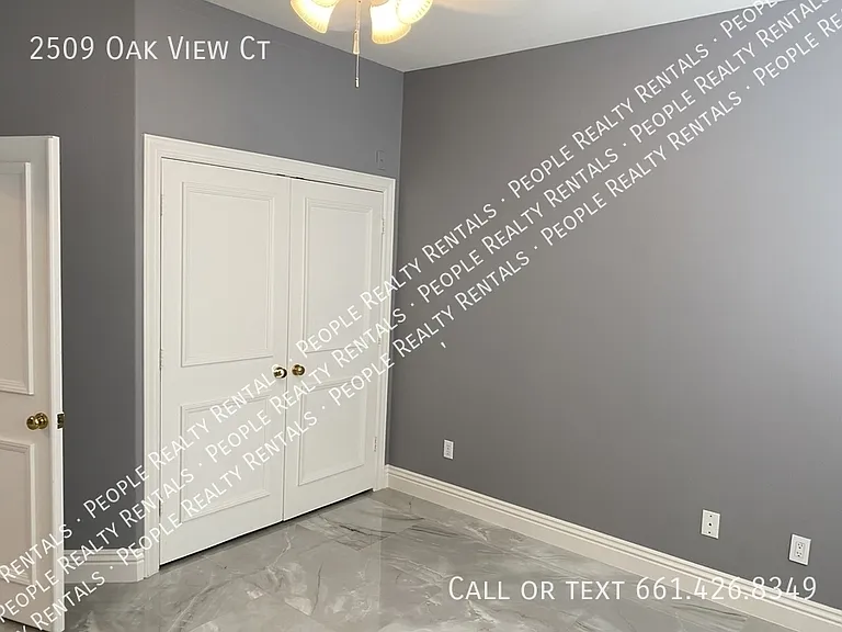 2509 Oak View Ct — Photo 7