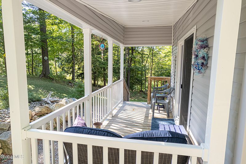2nd image of 12 Pine Ridge Road