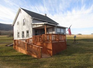 16 Songbird Ln, Canton, PA 17724