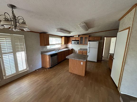 3rd image of 117 Hudgins Cir